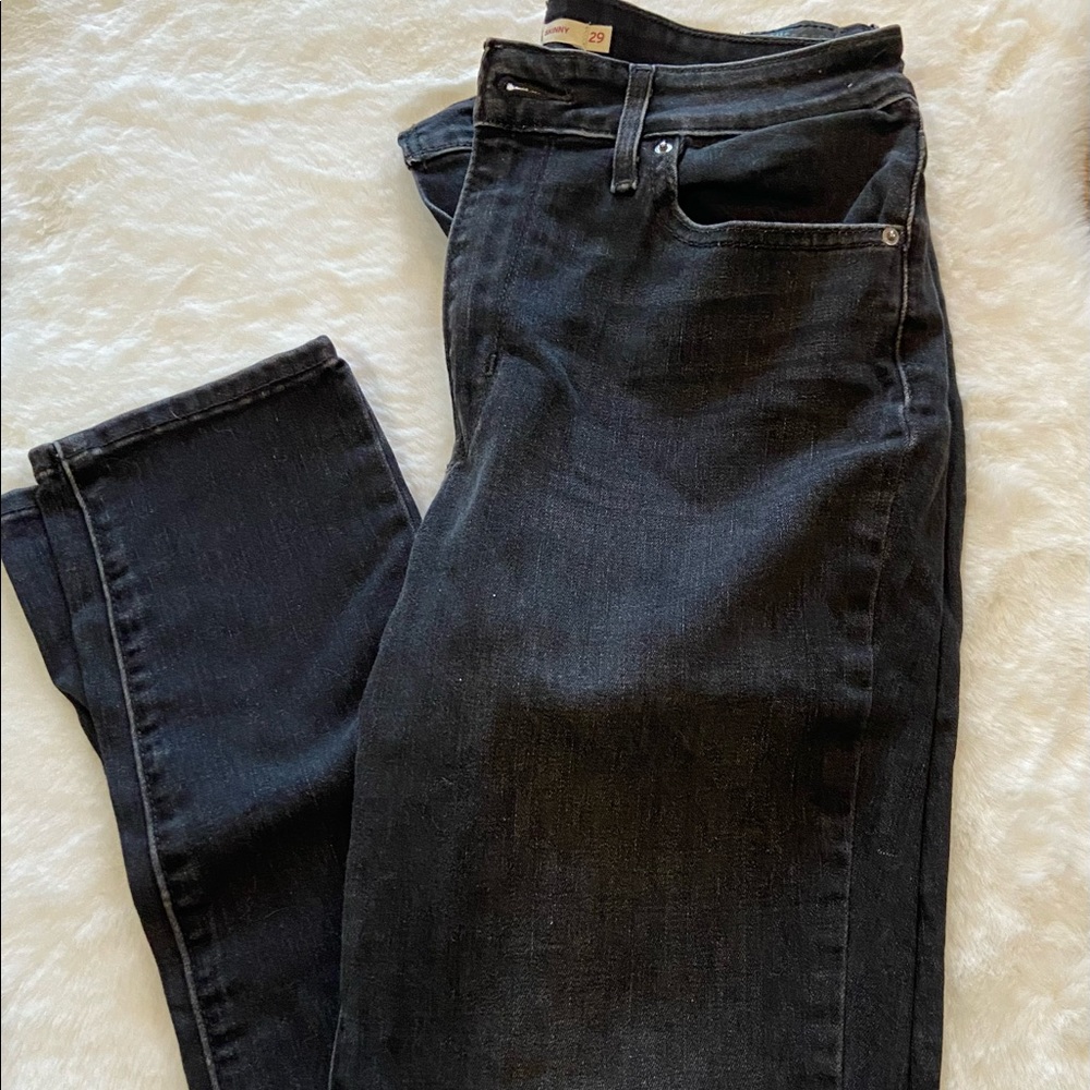 Levi jeans